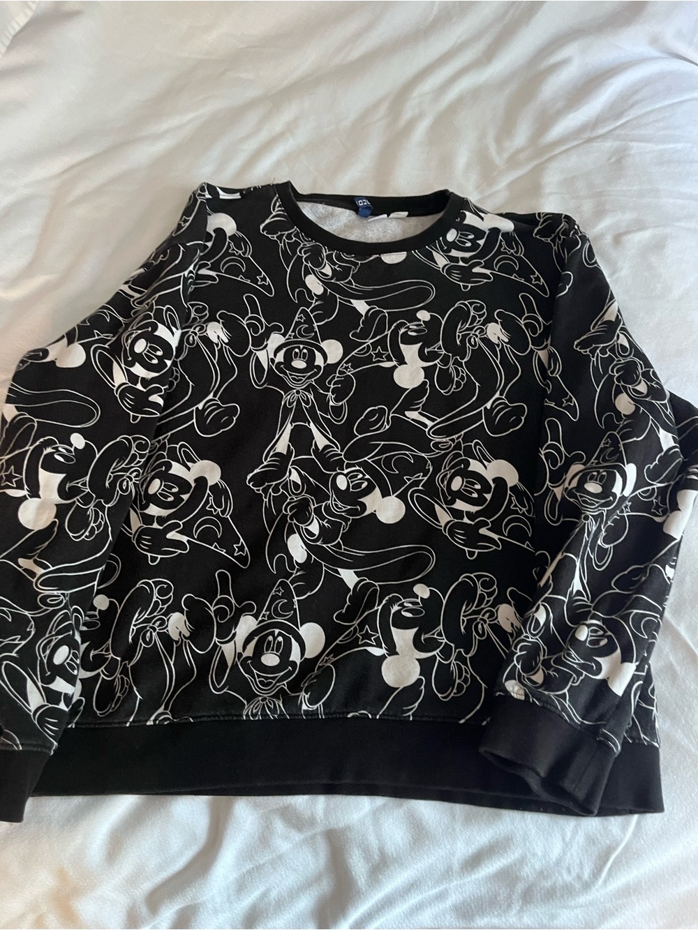 H&M Black and White Mickey Mouse Crewneck Sweater